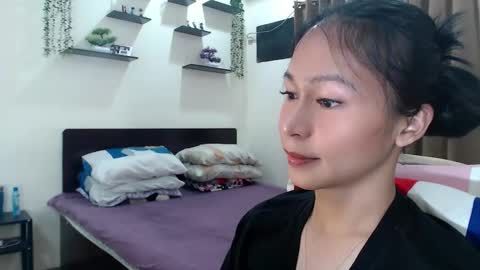 Snapshot of xlovely_destinyx chatting on May 29, 2026, 11:52 am Alice online show from May 29, 2026, 11:52 am