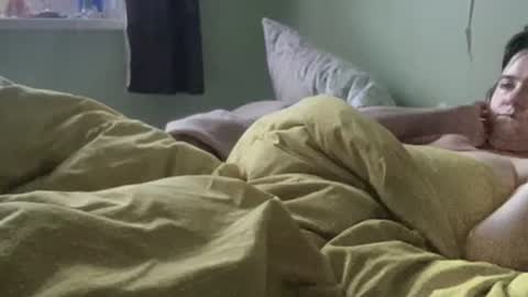 Luna online show from October 8, 2025, 2:42 am