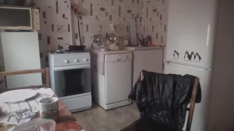 Luna online show from February 9, 2026, 5:00 am