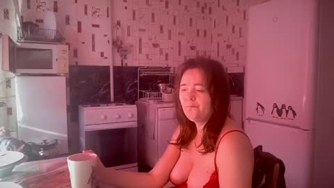 Luna online show from April 30, 2026, 3:02 am