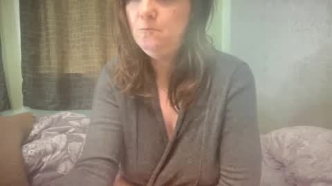 Snapshot of xlunasexyx chatting on May 12, 2026, 4:09 am Luna online show from May 12, 2026, 4:09 am