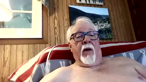 xmangp1948 online show from April 27, 2026, 7:12 pm