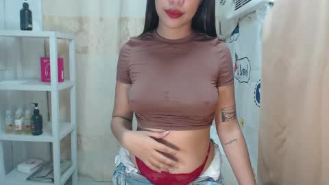 Snapshot of xmaxie_ chatting on April 25, 2026, 6:38 am Maxie online show from April 25, 2026, 6:38 am