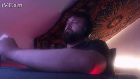 xmilanoo online show from May 7, 2026, 5:07 pm