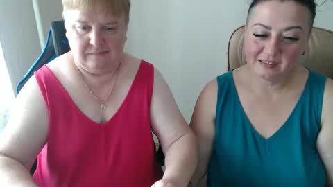 Snapshot of xmollyjanex chatting on September 13, 2025, 11:21 am XMollyJaneX online show from September 13, 2025, 11:21 am