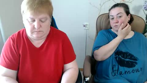 Snapshot of xmollyjanex chatting on June 7, 2026, 9:46 am XMollyJaneX online show from June 7, 2026, 9:46 am