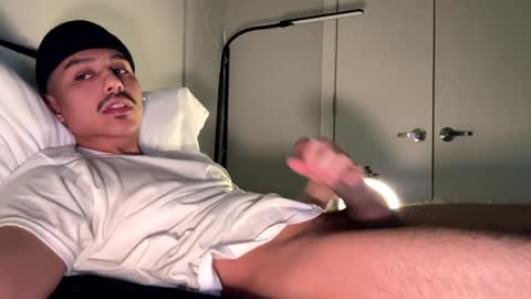 xmomentumx online show from December 6, 2024, 5:11 pm