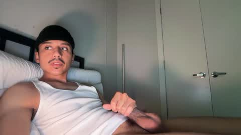 xmomentumx online show from July 4, 2026, 4:35 pm