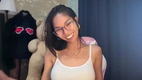 Sweet Monica online show from November 9, 2025, 9:07 am