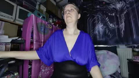 Snapshot of xnicetitsx chatting on December 16, 2025, 8:41 am xnicetitsx online show from December 16, 2025, 8:41 am