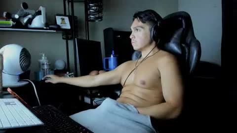 Snapshot of xoalejandroxo6 chatting on April 14, 2026, 5:57 am xoalejandroxo6 online show from April 14, 2026, 5:57 am