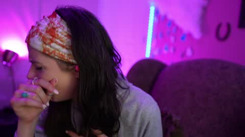 Bella Bondai online show from January 17, 2025, 1:46 pm