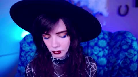 Bella Bondai online show from October 26, 2025, 5:24 am