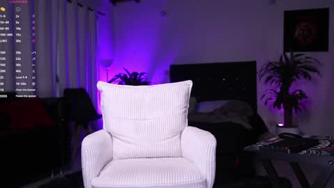 Snapshot of xomega_02 chatting on January 17, 2025, 11:07 pm online show from January 17, 2025, 11:07 pm