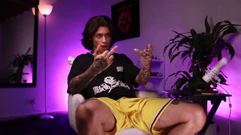 Snapshot of xomega_02 chatting on January 29, 2025, 2:19 am online show from January 29, 2025, 2:19 am