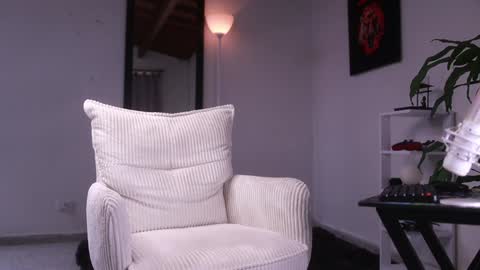 Snapshot of xomega_02 chatting on February 2, 2025, 8:30 pm online show from February 2, 2025, 8:30 pm