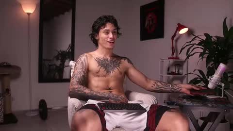 Snapshot of xomega_02 chatting on February 13, 2025, 4:32 am online show from February 13, 2025, 4:32 am