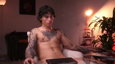 Snapshot of xomega_02 chatting on February 14, 2025, 3:11 am online show from February 14, 2025, 3:11 am