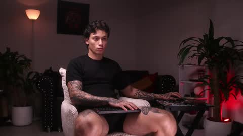 Snapshot of xomega_02 chatting on March 1, 2025, 12:17 am online show from March 1, 2025, 12:17 am