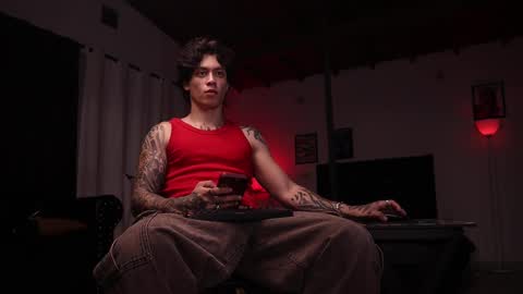 Snapshot of xomega_02 chatting on September 13, 2025, 4:12 am online show from September 13, 2025, 4:12 am