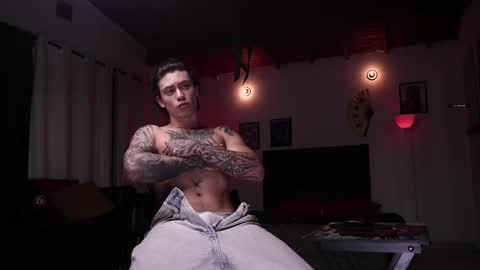 Snapshot of xomega_02 chatting on October 5, 2025, 11:35 pm online show from October 5, 2025, 11:35 pm