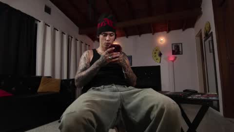 Snapshot of xomega_02 chatting on October 21, 2025, 3:18 am online show from October 21, 2025, 3:18 am