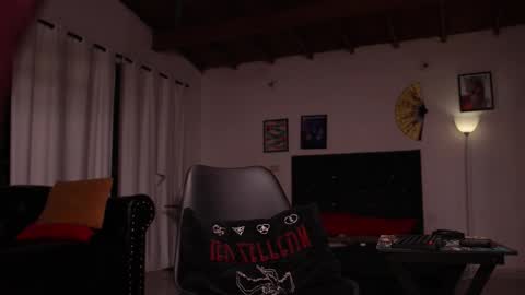 Snapshot of xomega_02 chatting on November 12, 2025, 12:11 am online show from November 12, 2025, 12:11 am