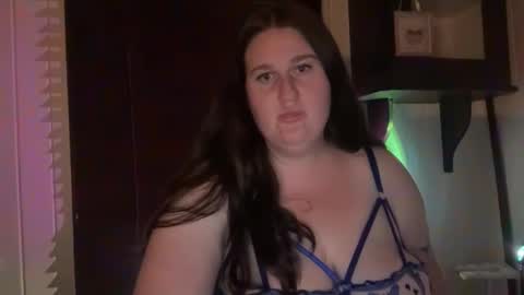xopeachybaby online show from April 30, 2026, 11:49 am