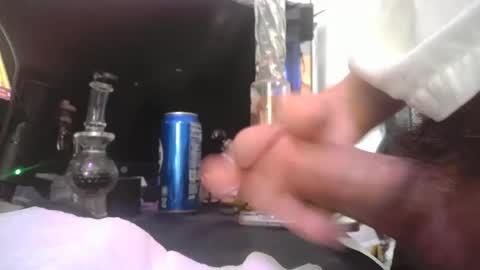 Snapshot of xoxo__inu chatting on December 9, 2024, 1:07 am Emel online show from December 9, 2024, 1:07 am