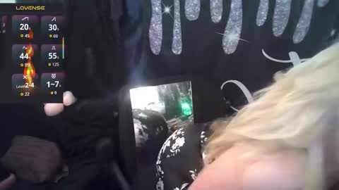 Chloe online show from February 1, 2026, 12:42 am