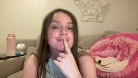 Snapshot of xoxo_roseee chatting on May 30, 2026, 3:47 am xoxo rosee online show from May 30, 2026, 3:47 am