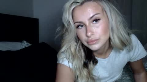 Lacey Loo online show from July 23, 2026, 11:46 pm