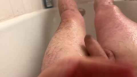 xoxowtf online show from February 21, 2025, 2:27 pm