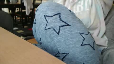 Snapshot of xpeep_show chatting on December 15, 2025, 11:09 pm Heavenly Star online show from December 15, 2025, 11:09 pm