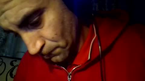 Snapshot of xploid1982 chatting on February 6, 2025, 9:28 pm xploid1982 online show from February 6, 2025, 9:28 pm