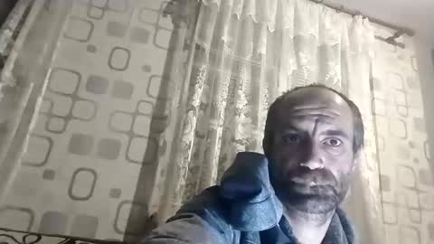 Snapshot of xploid1982 chatting on October 26, 2025, 9:42 pm xploid1982 online show from October 26, 2025, 9:42 pm