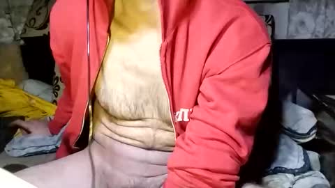 Snapshot of xploid1982 chatting on March 7, 2026, 1:35 am xploid1982 online show from March 7, 2026, 1:35 am