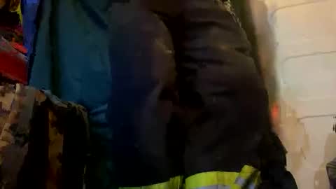 Snapshot of xploringus1 chatting on October 28, 2025, 6:50 am Xploringus online show from October 28, 2025, 6:50 am