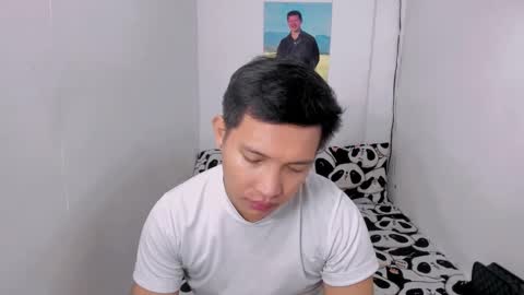 Snapshot of xsebastian19 chatting on December 18, 2024, 3:33 pm xsebastian19 online show from December 18, 2024, 3:33 pm