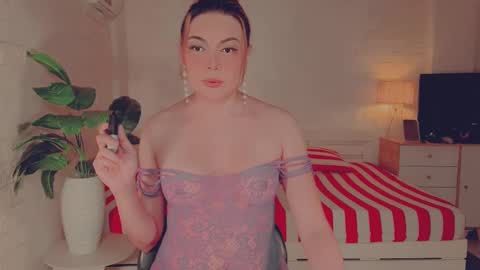 Snapshot of xseductivemichellex chatting on February 26, 2025, 7:53 am Michelle online show from February 26, 2025, 7:53 am