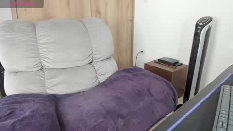Hellen Sofia instagram hellen5546 online show from August 1, 2026, 1:43 pm
