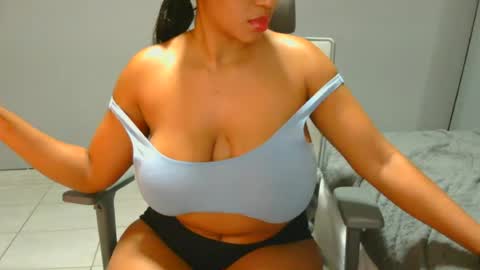 spykeXtee online show from July 5, 2026, 4:14 pm