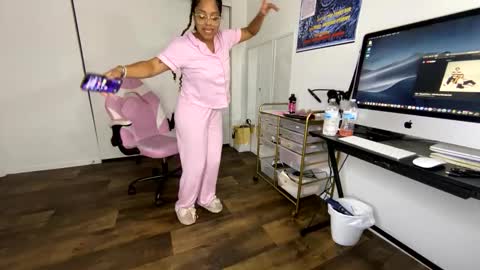 Snapshot of xstargazingx chatting on September 10, 2025, 7:58 pm xStarGazingx online show from September 10, 2025, 7:58 pm