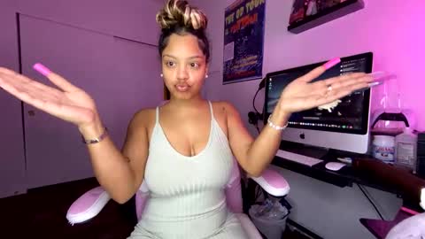 Snapshot of xstargazingx chatting on September 15, 2025, 8:31 pm xStarGazingx online show from September 15, 2025, 8:31 pm