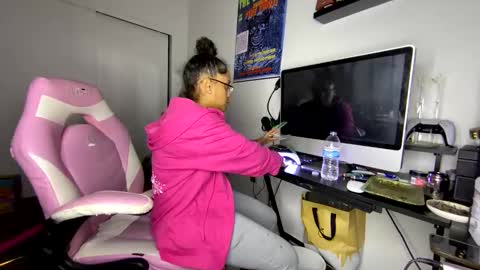 Snapshot of xstargazingx chatting on September 20, 2025, 8:04 am xStarGazingx online show from September 20, 2025, 8:04 am