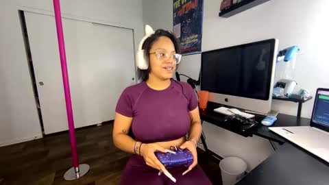 Snapshot of xstargazingx chatting on November 3, 2025, 6:14 am xStarGazingx online show from November 3, 2025, 6:14 am