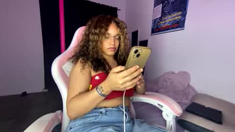 Snapshot of xstargazingx chatting on June 3, 2026, 5:21 am xStarGazingx online show from June 3, 2026, 5:21 am