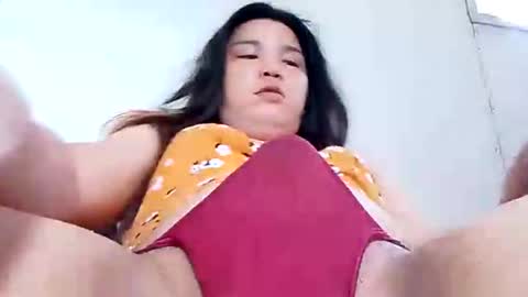 Snapshot of xsuck_my_dickx chatting on December 5, 2024, 2:20 am Nica online show from December 5, 2024, 2:20 am