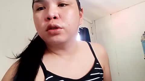 Snapshot of xsuck_my_dickx chatting on October 22, 2025, 1:39 am Nica online show from October 22, 2025, 1:39 am