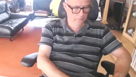 xtommix69 online show from July 6, 2026, 9:17 am